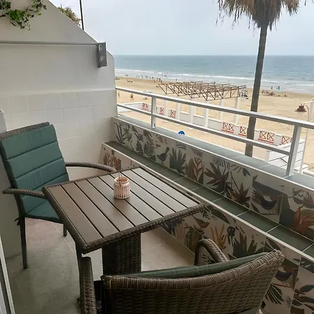 Mirando Al Mar Con Wifi Y Terraza 1ª Linea Playa * קדיז