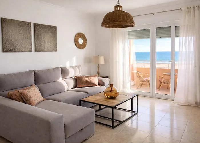 Mirando Al Mar Con Wifi Y Terraza 1ª Linea Playa